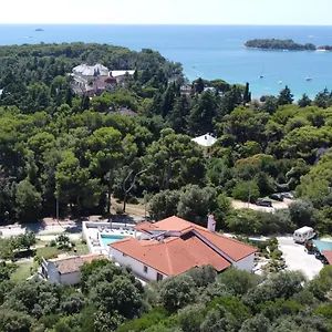Salteria 3, Pool, Private Territory, Pinery Rovinj